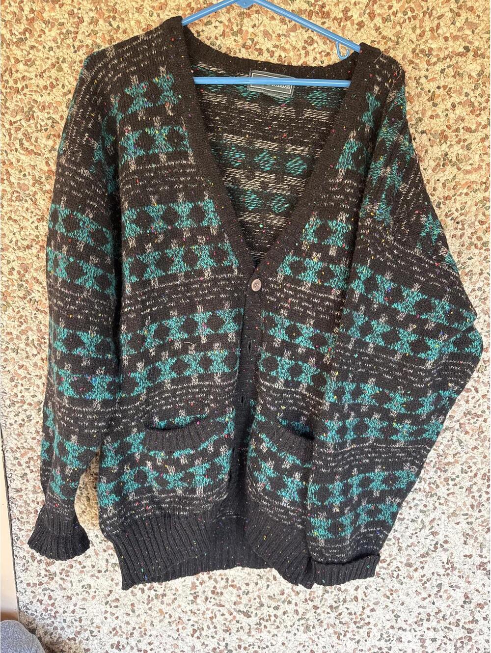 Vintage Kenneth Roberts Wool Cardigan L Made in Hong Kong Geometric Knit